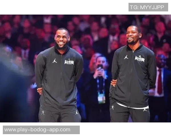 兰德尔创造历史达成三双成队史最快打破凯文加内特纪录